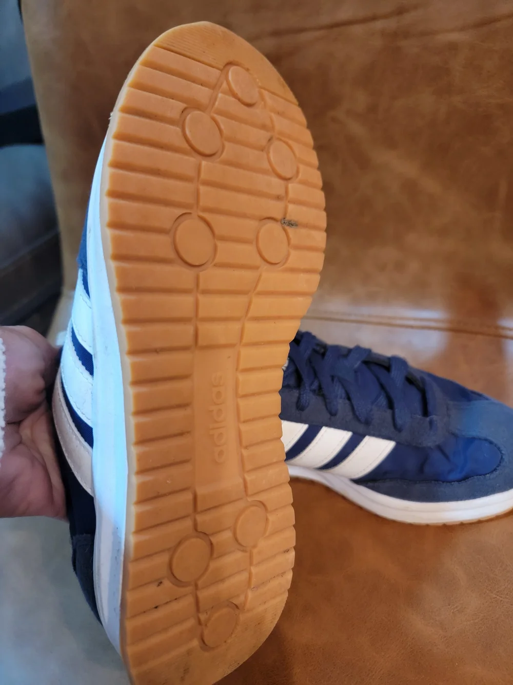 adidas classic low